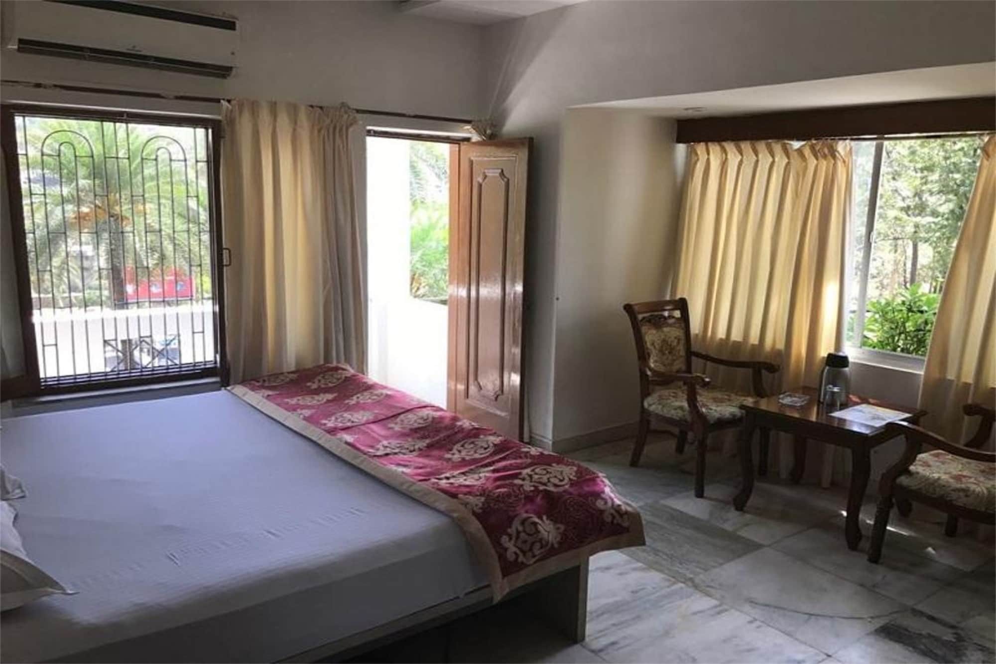 Hotel Sheratone Mount Abu Ngoại thất bức ảnh
